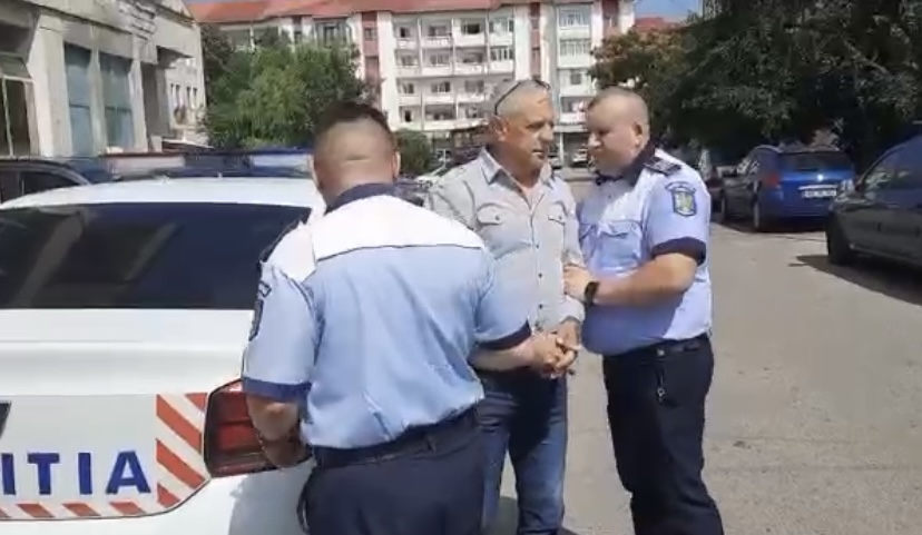 Primarul Mihai Georgescu, plasat sub control judiciar