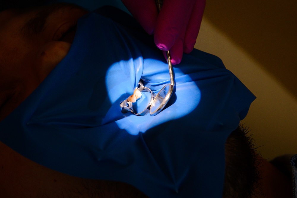 Clinica de medicină dentară DR TEO – Zâmbim oricând împreună! Eroziunea dentară